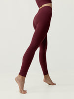 Cargar imagen en el visor de la galería, Legging Yami Bordeaux
